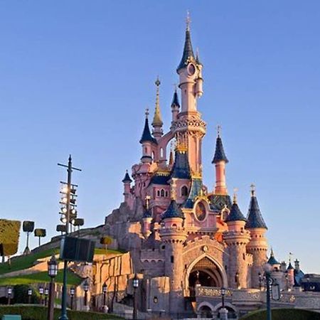 F2 Proche Gare Et Toute Commodite Château-Thierry Exterior foto