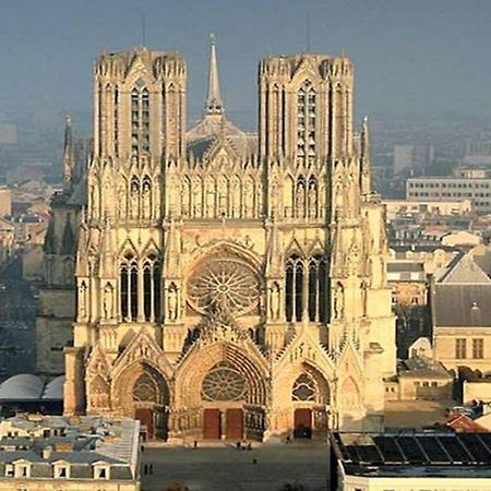 F2 Proche Gare Et Toute Commodite Château-Thierry Exterior foto